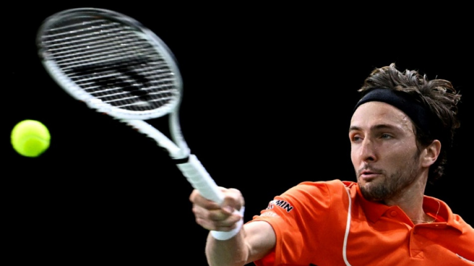 Masters 1000 de Paris: Rinderknech au 2e tour apr&egrave;s l'abandon de Machac
