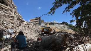 Venezuela: bimbo di 9 anni vivo sotto le macerie, soccorritori a 6 metri da lui