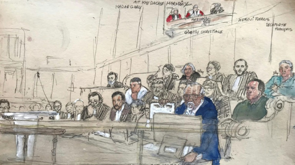 Kim Kardashian pr&ecirc;te &agrave; "affronter" ses agresseurs, selon ses avocats