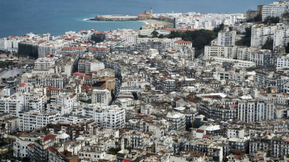 Le Parlement alg&eacute;rien vote sur un texte qualifiant la colonisation fran&ccedil;aise de "crime d'Etat"
