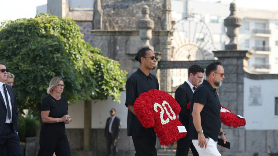 Jotas Beisetzung: Van Dijk, Fernandes und Co. in Trauer vereint