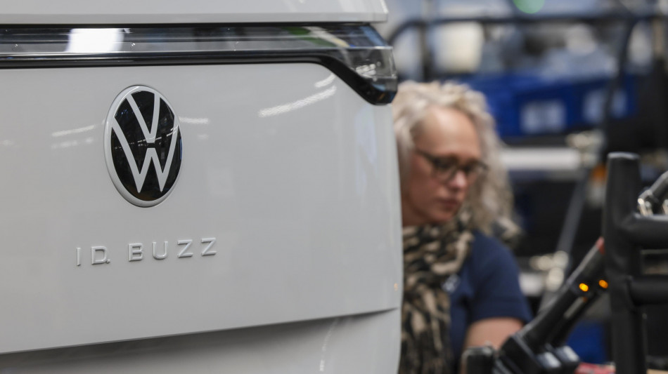 Spiegel, Vw chiuder&agrave; quattro fabbriche in Germania a partire dal 2031