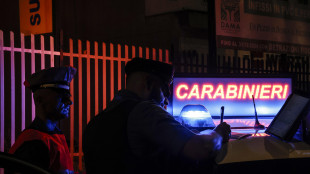 Gli sparano davanti casa , morto 21enne a Napoli