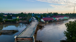 Más de mil muertos tras devastadoras inundaciones en Asia