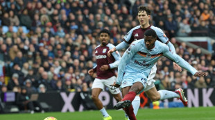 African players in Europe: Ouattara dents Villa title hopes