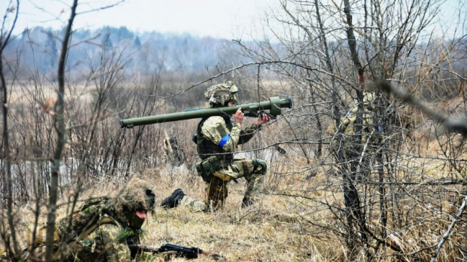 Stoltenberg: Moskau plant "vollständigen Angriff" auf die Ukraine
