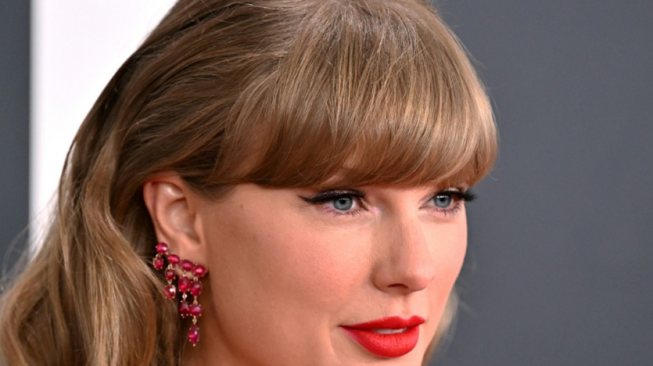 Charts 2025: Taylor-Swift-Album und Ohrwurm "Wackelkontakt" als Gewinner