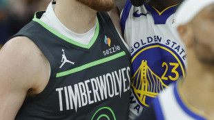 Basket: DiVincenzo infortunato, agli Europei va Thompson