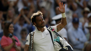 Wimbledon: Fognini, "forse smetto, ci penso un paio di giorni"