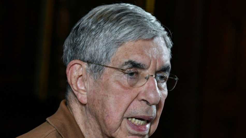 EEUU "tiene caracter&iacute;sticas de autocracia", dice &Oacute;scar Arias tras ser privado de visa