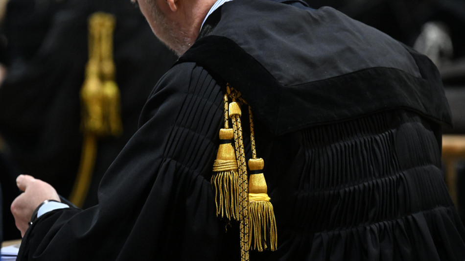 Bimba morta: indagato il compagno della madre