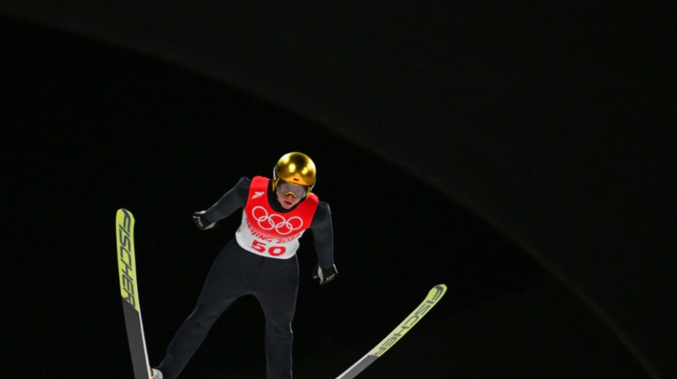 Skispringen: Geiger zur Halbzeit nur auf Rang 21 - Kobayashi führt
