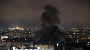 Aerei israeliani bombardano tre quartieri di Beirut