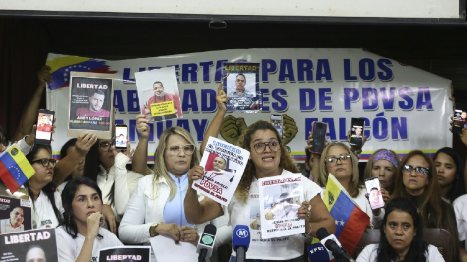 Familiares de trabajadores petroleros detenidos piden su liberaci&oacute;n en Venezuela