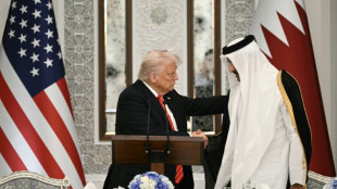 Trump &agrave; Abou Dhabi apr&egrave;s avoir &eacute;t&eacute; f&ecirc;t&eacute; &agrave; Ryad et Doha