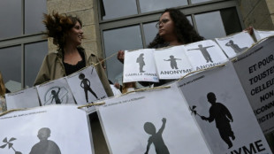 Fran&ccedil;a condena ex-cirurgi&atilde;o ped&oacute;filo a 20 anos de pris&atilde;o por abusar de quase 300 pacientes