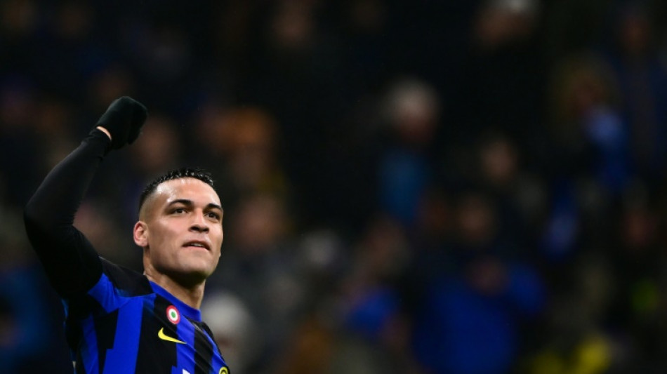 Italie: l'Inter d&eacute;roule, l'AC Milan frein&eacute;