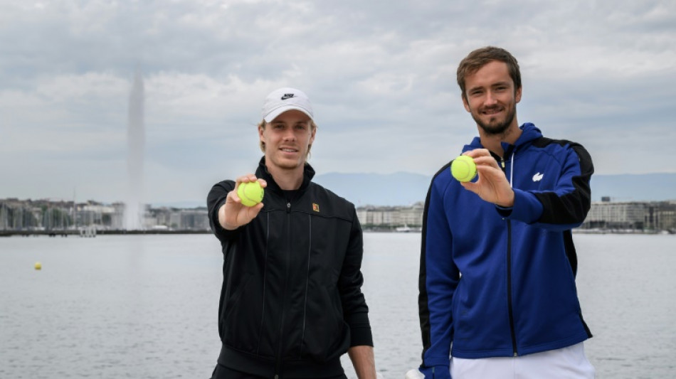 Tennis: Medvedev en qu&ecirc;te de rep&egrave;res sur terre avant Roland-Garros