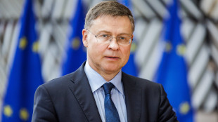 Dombrovskis, 'l'Ue è già in una guerra ibrida con Mosca'