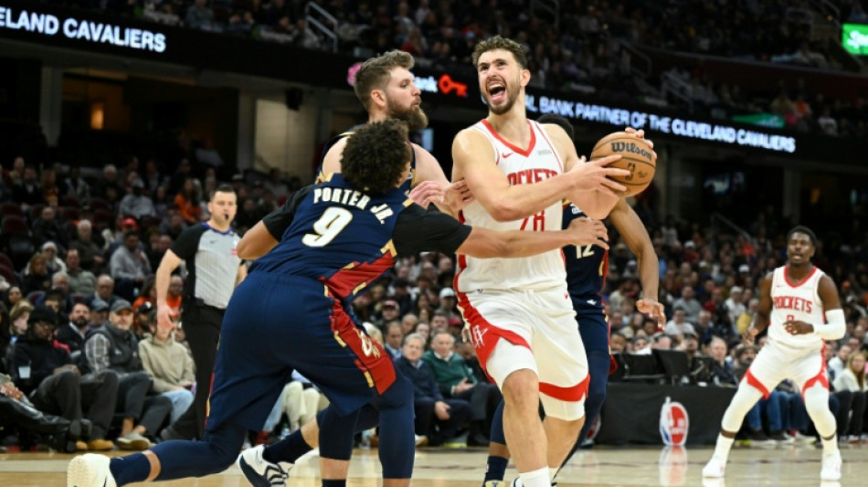 NBA: les Rockets prennent le meilleur sur les Cavaliers, le Thunder sur sa lancée