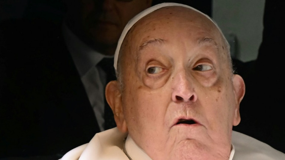 Recovering pope expected to delight crowds at Easter Sunday mass