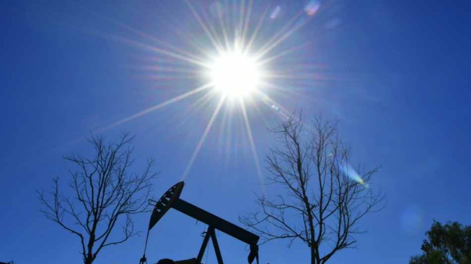 &Ouml;lpreis steigt wegen Ukraine-Kriegs auf fast 140 Dollar