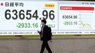 Borsa: Tokyo, apertura in calo (-1,10%)