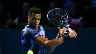 ATP: Fils s'offre Tsitsipas &agrave; B&acirc;le, Mpetshi Perricard poursuit son chemin