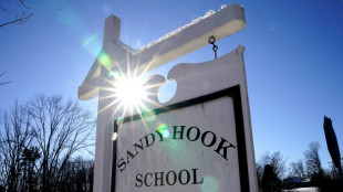 Biden fordert an zehntem Jahrestag von Grundschulmassaker sch&auml;rferes Waffenrecht