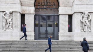 Borsa: l'Europa in calo con i timori sull'Ai, Milano -0,4%