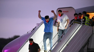 Venezuela denuncia agressões a imigrantes em megaprisão salvadorenha