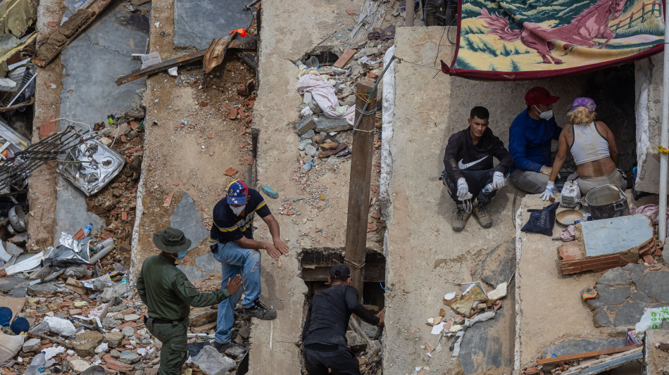 Sale a 2.295 il bilancio dei morti in Venezuela, oltre 11.000 feriti
