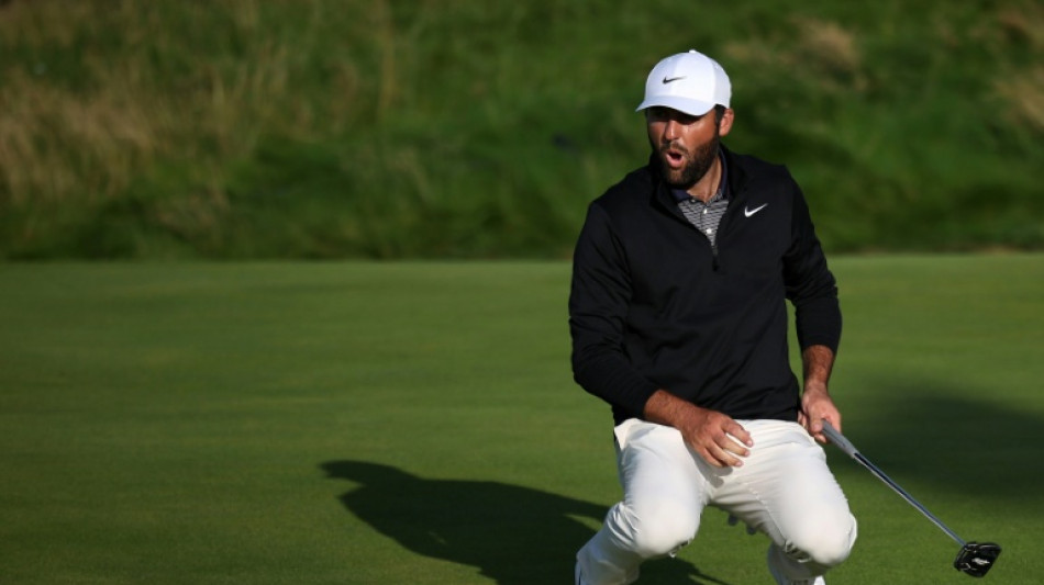 'Tiger like' Scheffler set to spoil McIlroy dream in British Open finale