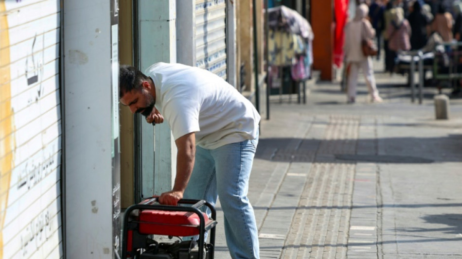En Iran, les pannes d'&eacute;lectricit&eacute; &eacute;touffent des commerces de proximit&eacute;