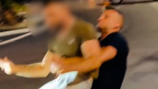 Migrante picchiato in strada, denunciato esponente Futuro Nazionale