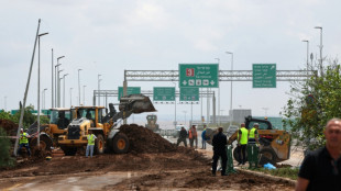 EEUU bombardea Yemen, Israel amenaza a Ir&aacute;n y los hut&iacute;es por ataque a aeropuerto