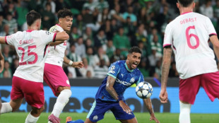Ligue des champions: à 10, l'OM craque à Lisbonne