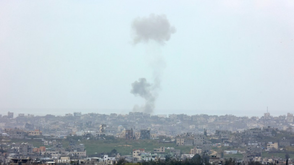 Isra&euml;l &eacute;tend son op&eacute;ration au sol &agrave; Gaza, le pr&eacute;sident isra&eacute;lien se dit "troubl&eacute;"