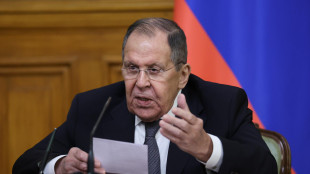 Lavrov parla con Araghchi, 'pronti a cercare soluzioni pacifiche'