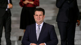 Regierung beschlie&szlig;t Erh&ouml;hung des Mindestlohns auf zw&ouml;lf Euro pro Stunde