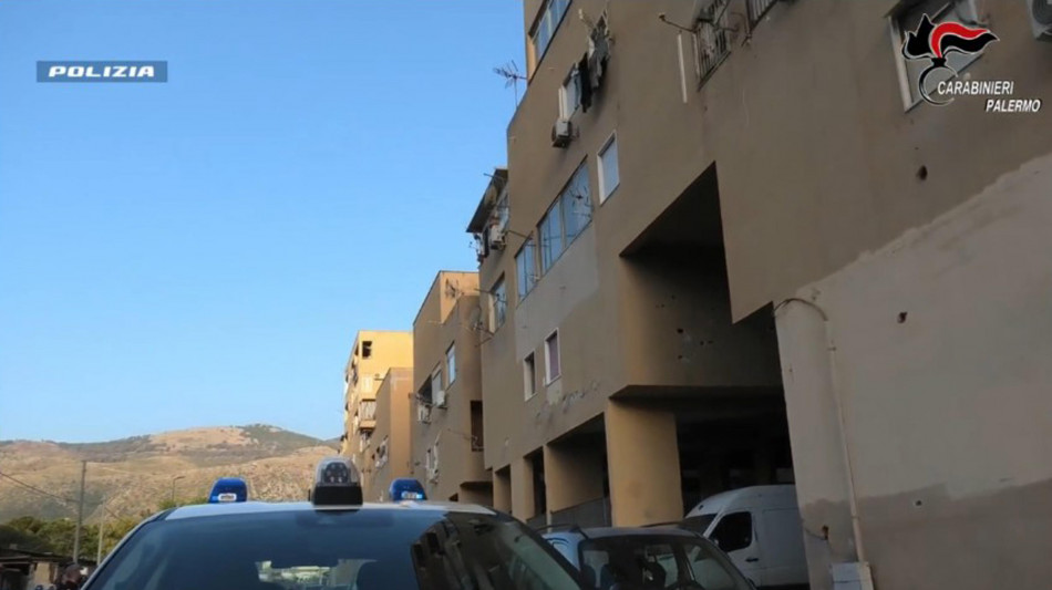 ++ Hanno terrorizzato Palermo per mesi, in cella la banda dei kalashnikov ++
