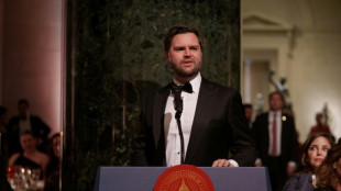 JD Vance afirma que Europa n&atilde;o deve ser 'vassalo permanente' dos Estados Unidos