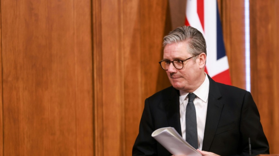 Starmer promete 'retomar o controle' das fronteiras brit&acirc;nicas em seu plano para reduzir a imigra&ccedil;&atilde;o