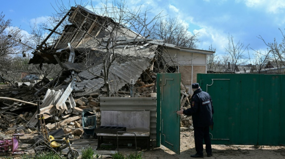 Ukraine: Kiev et Moscou s'accusent de multiples violations de la tr&ecirc;ve pascale