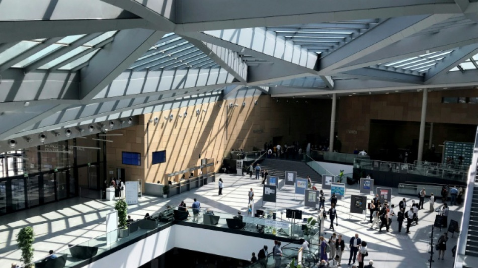 Nations allege 'attacks' on science at key climate talks