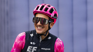 Giro: Carapaz vince l'11/a tappa, Del Toro resta leader