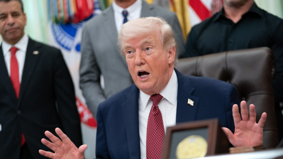 Trump, nave iraniana sotto la custodia Usa, ha cercato di superare il blocco