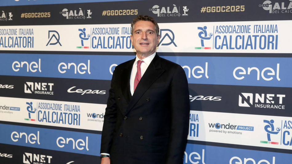 De Siervo 'agenda comune per rilanciare calcio italiano, c'&egrave; consapevolezza momento'