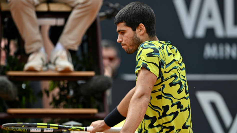 Alcaraz &eacute; eliminado do Masters 1000 de Roma por h&uacute;ngaro n&ordm; 135 do mundo