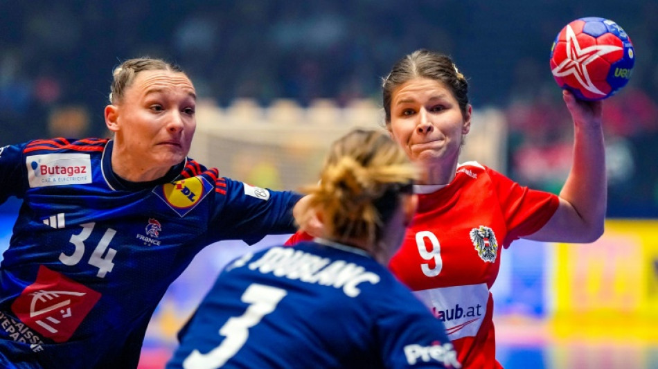 Hand/Mondial-2023: Bouktit et Grandveau, la rel&egrave;ve des Bleues